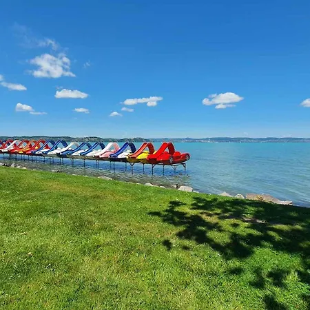 Lakefront In Zamardi-balaton 55198 Apartment