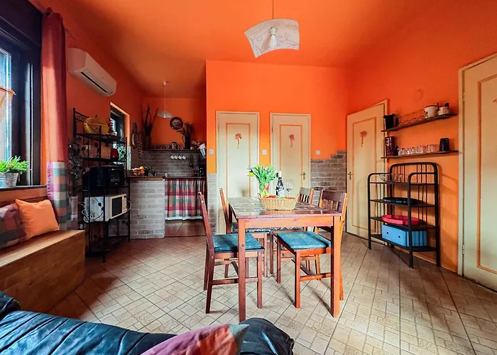 Lakefront In Zamardi-balaton 55198 Zamárdi